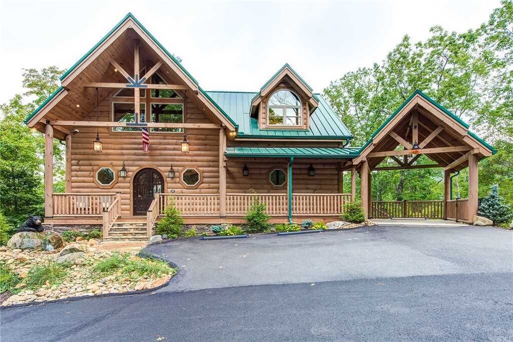Bear Elegance Cabin