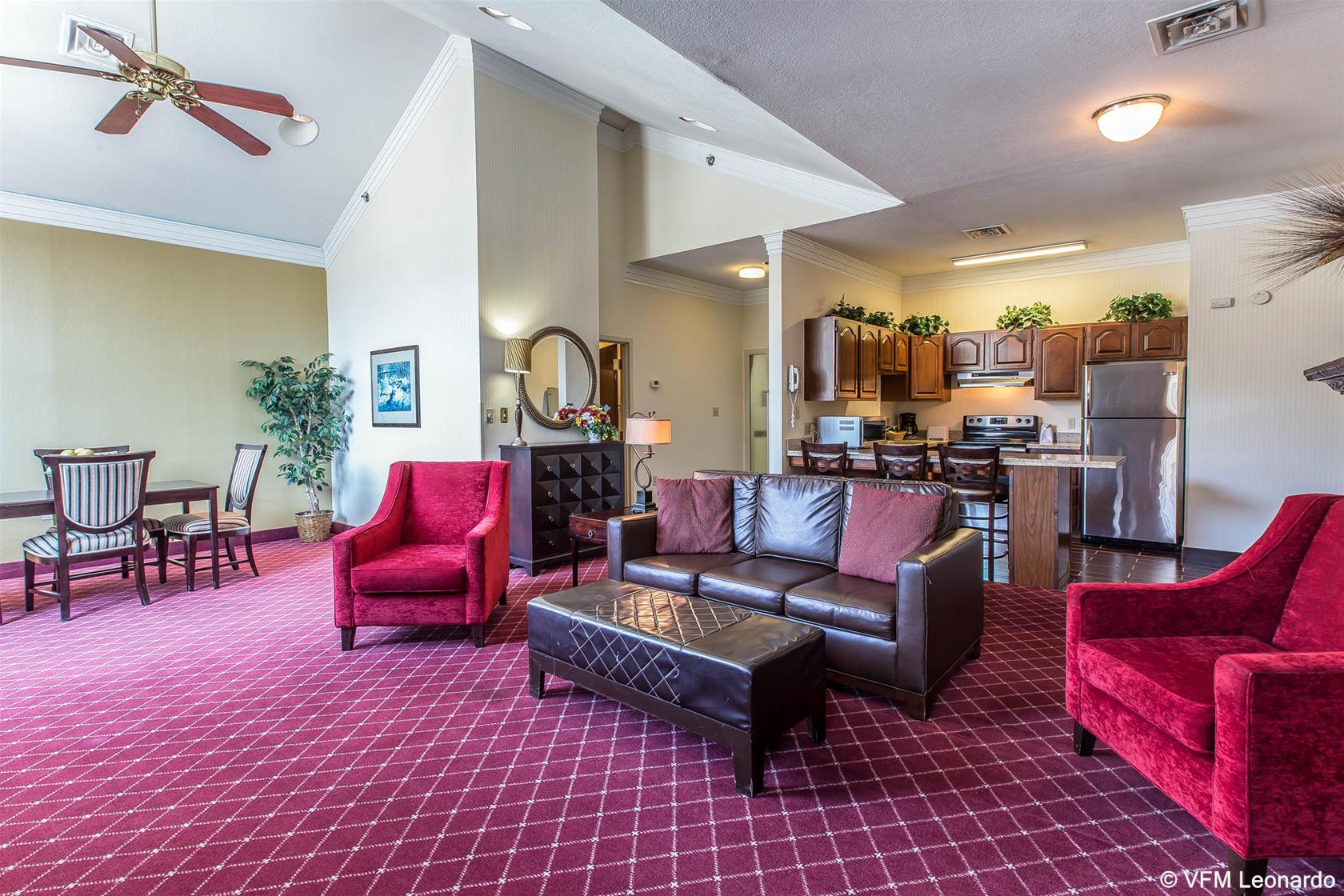 Black Bear Inn & Suites