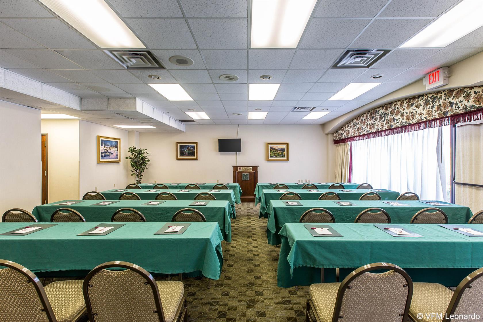 Black Bear Inn & Suites