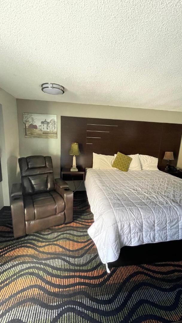 Country Town N' Suites