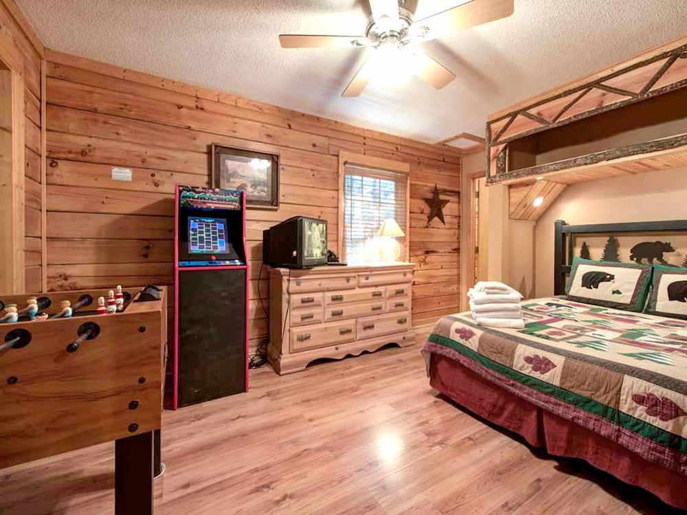 Gentle Ben’s Den