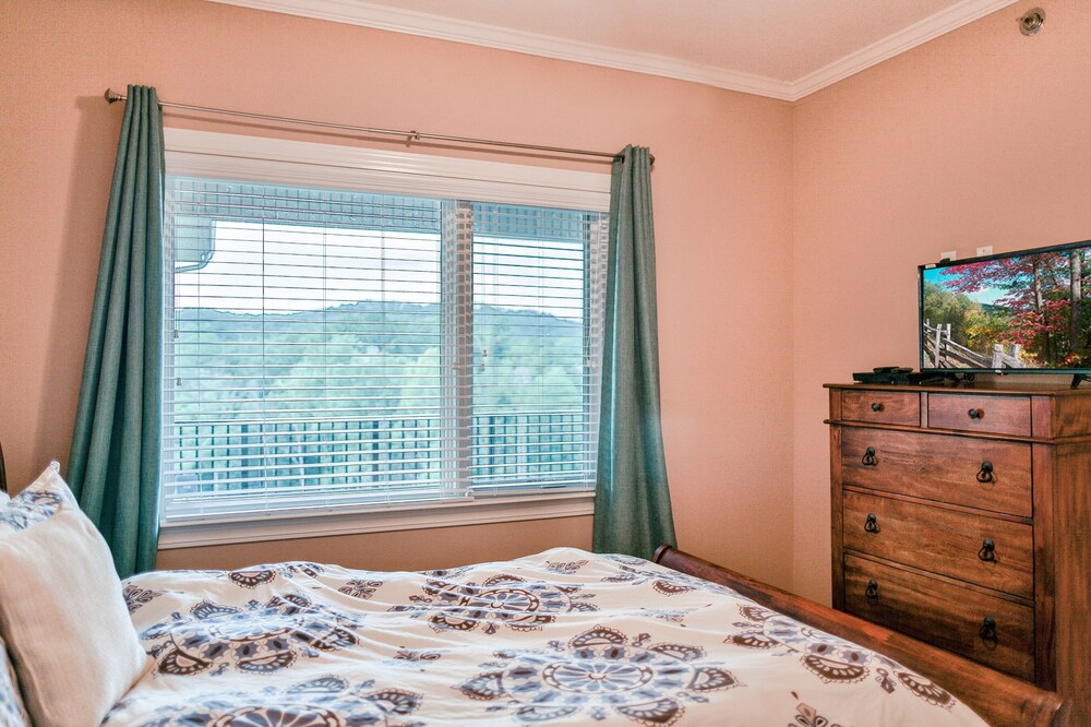 Glades View Condominiums by Wyndham Vacation Rentals