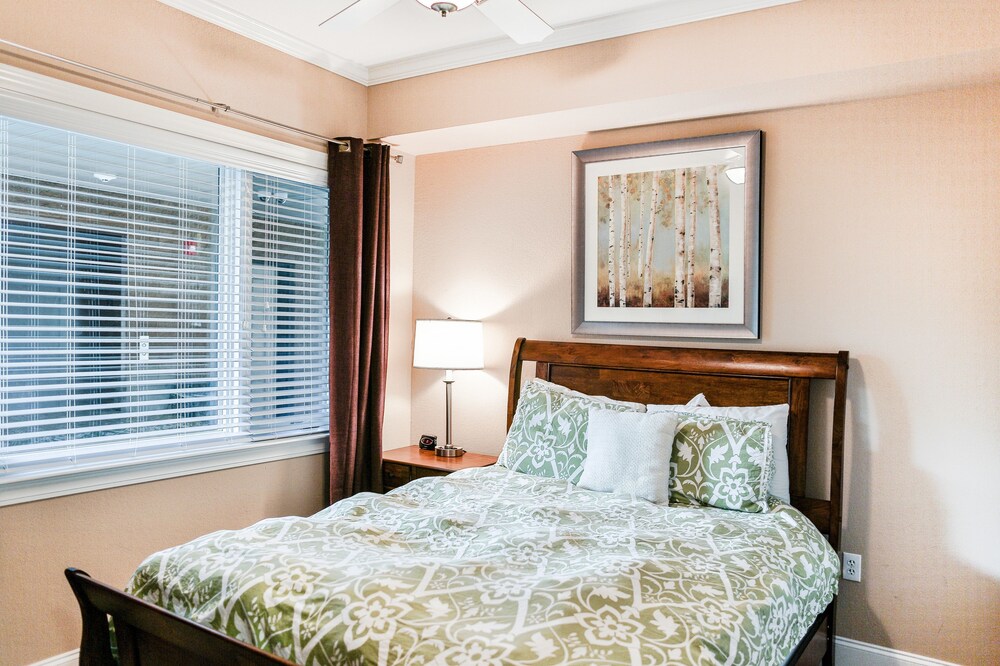 Glades View Condominiums by Wyndham Vacation Rentals