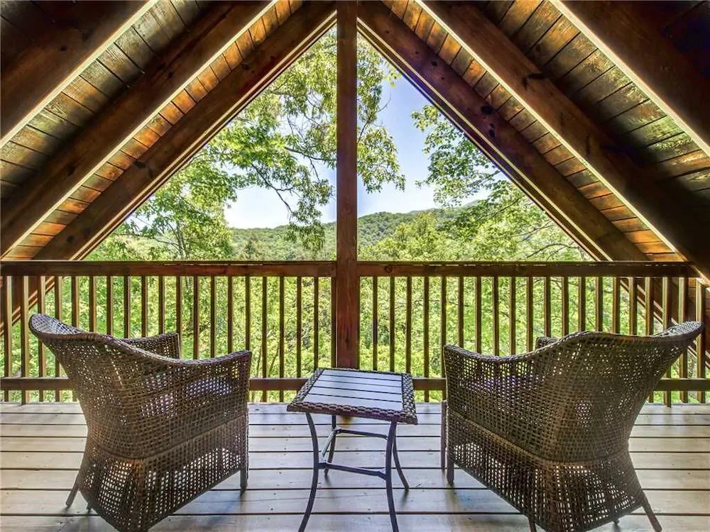 Hibernation Station Cabin