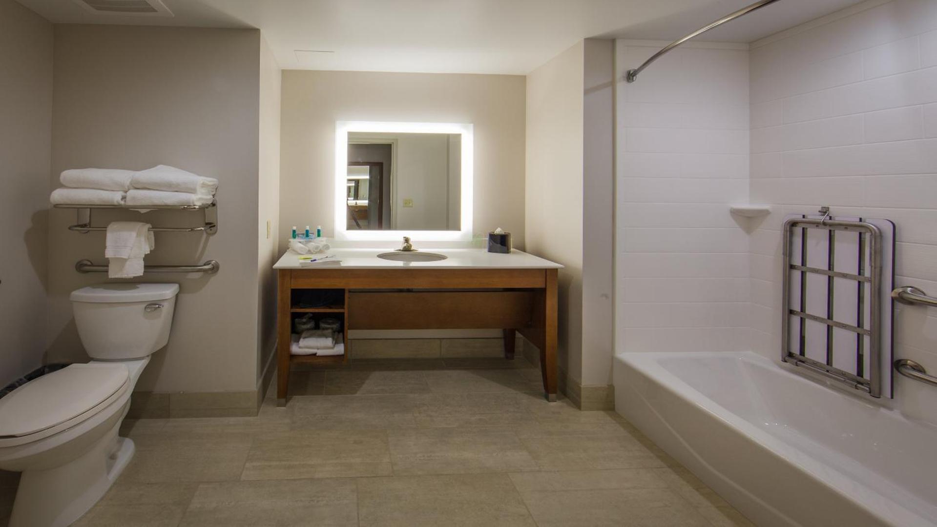 Holiday Inn Express Gatlinburg Downtown