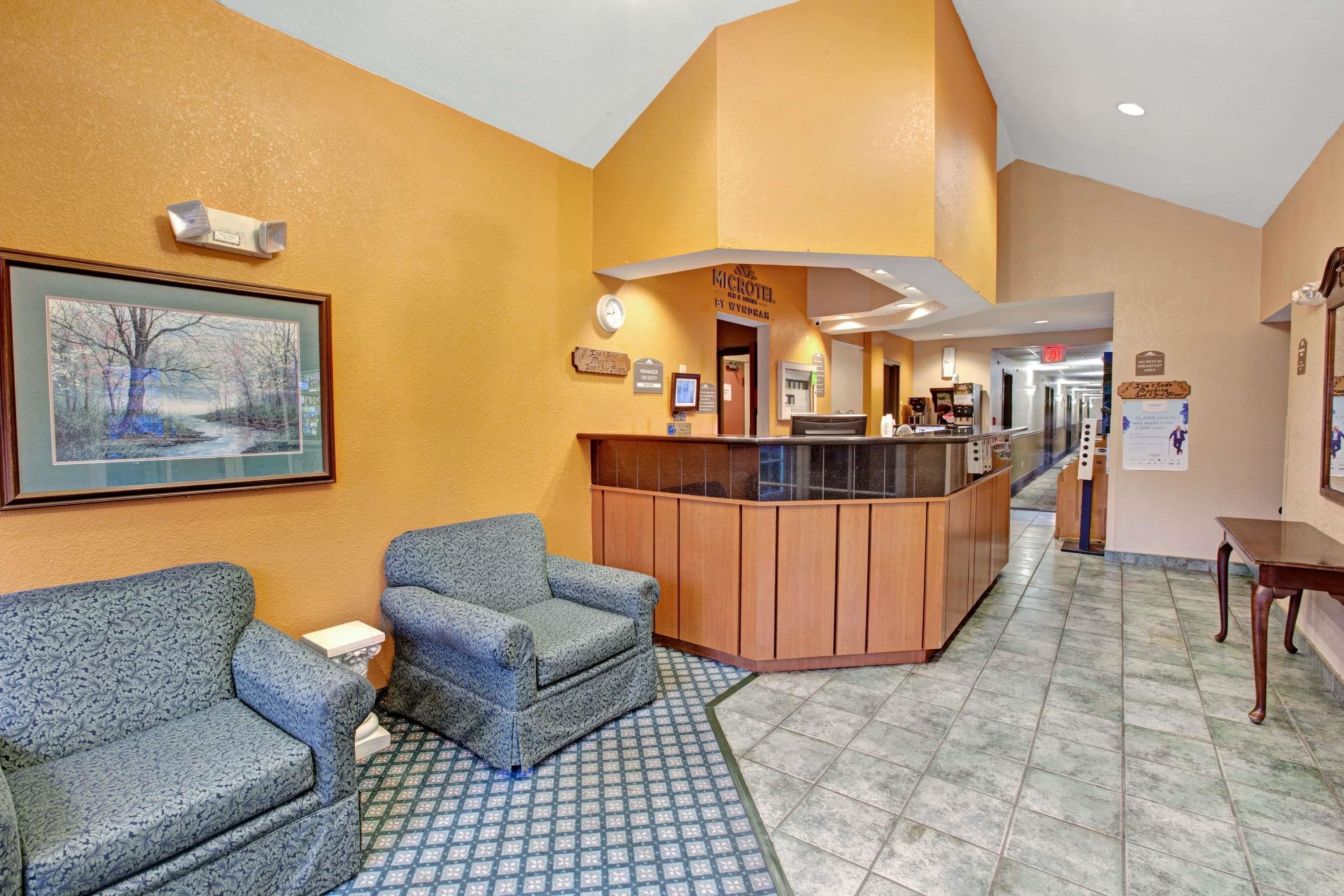 Microtel Inn & Suites by Wyndham Gatlinburg