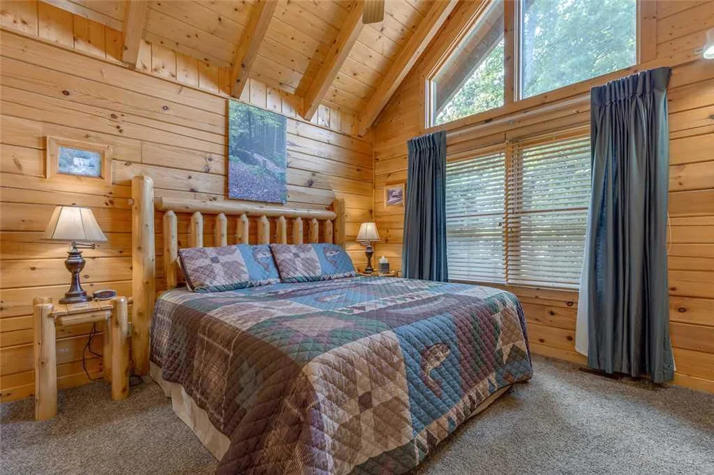 Moonshine Run Cabin
