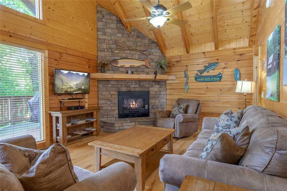 Moonshine Run Cabin