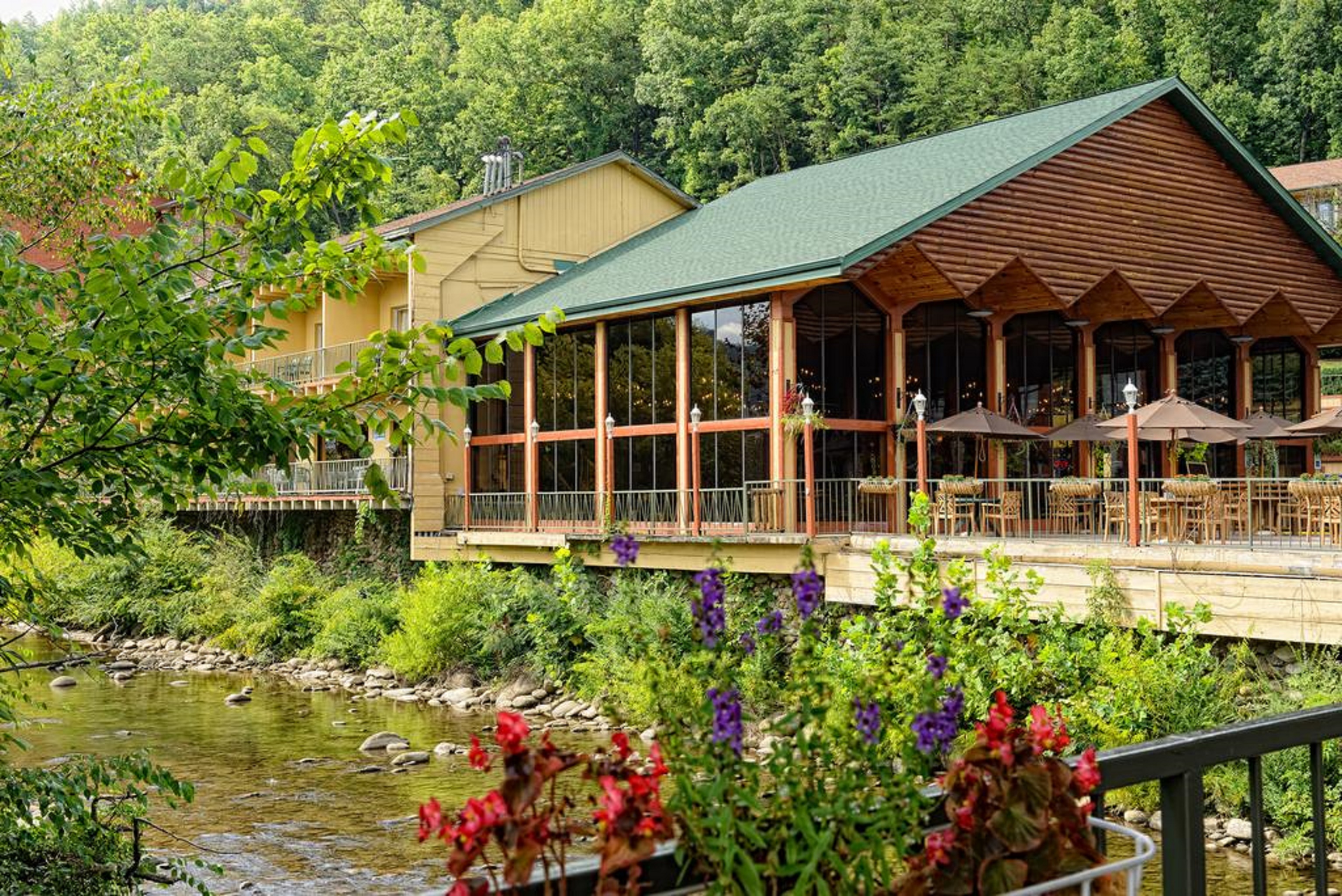 River Terrace Resort and Convention Center