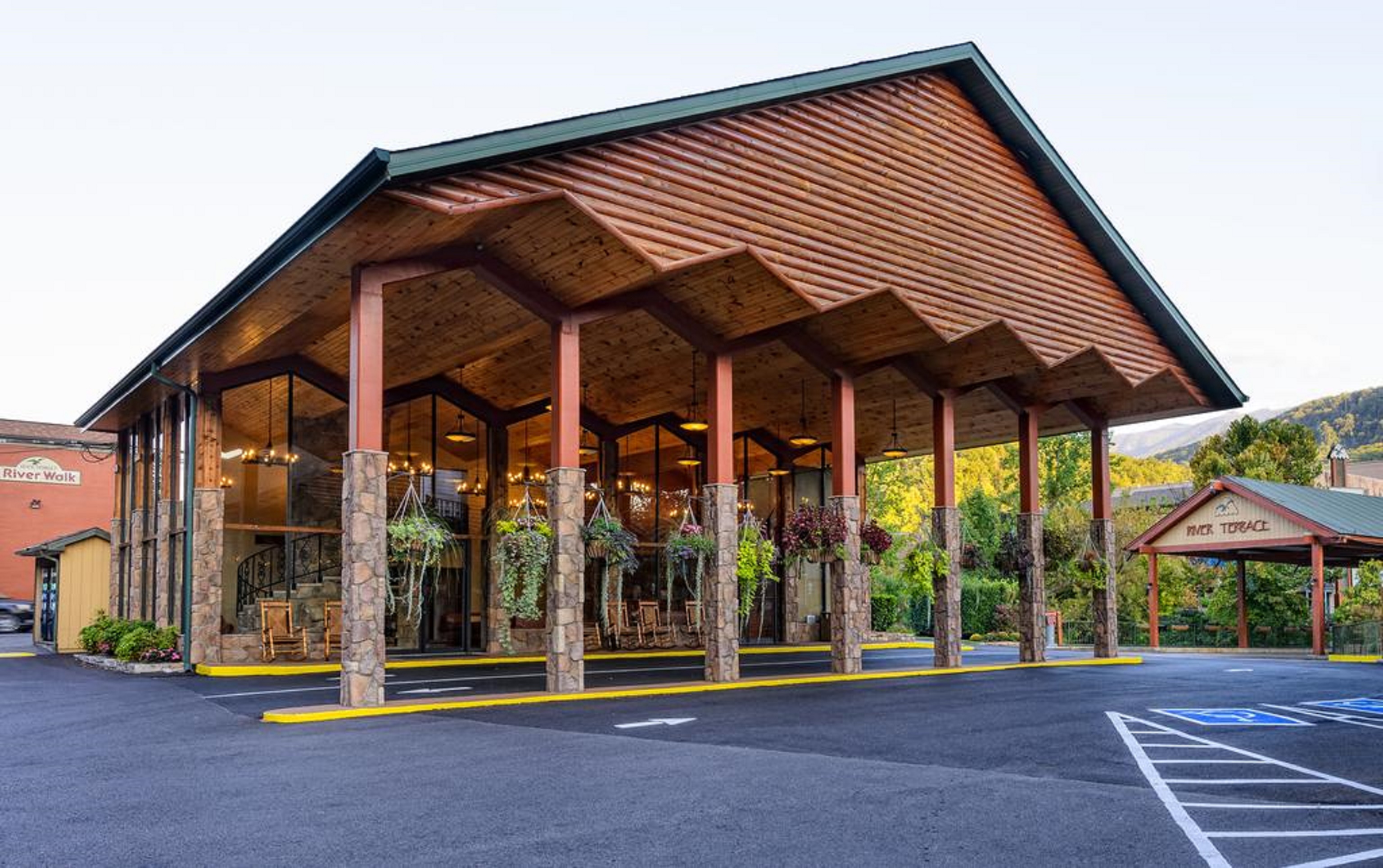 River Terrace Resort and Convention Center