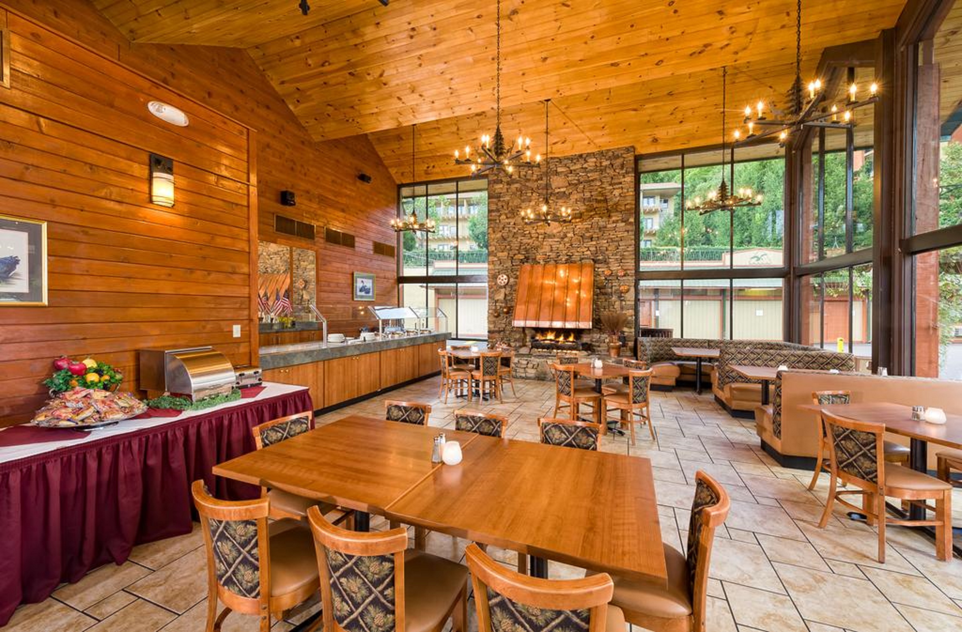River Terrace Resort and Convention Center