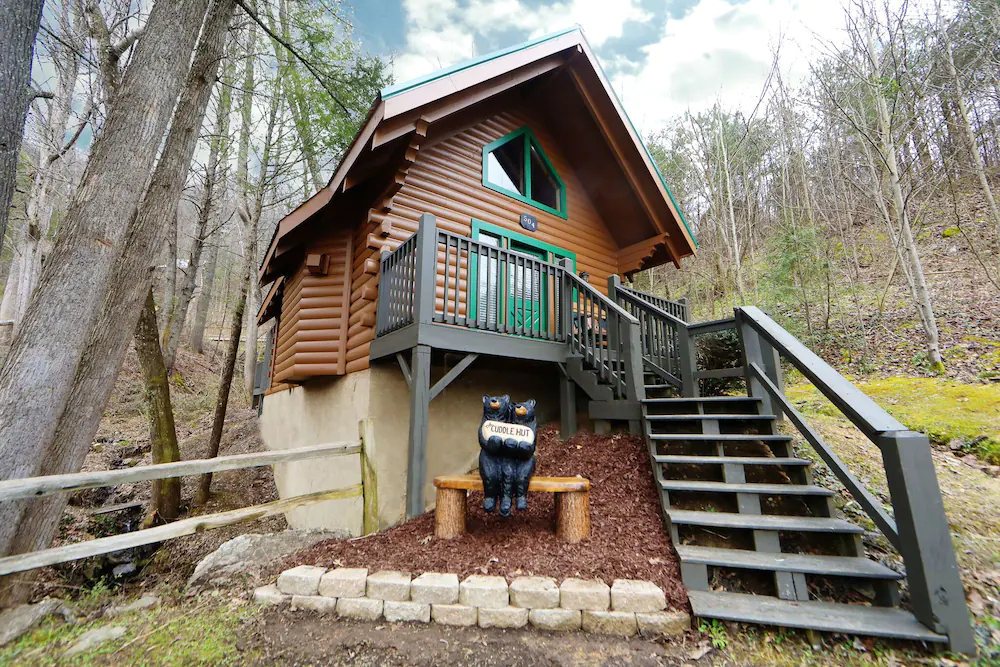 The Cuddle Hut Cabin
