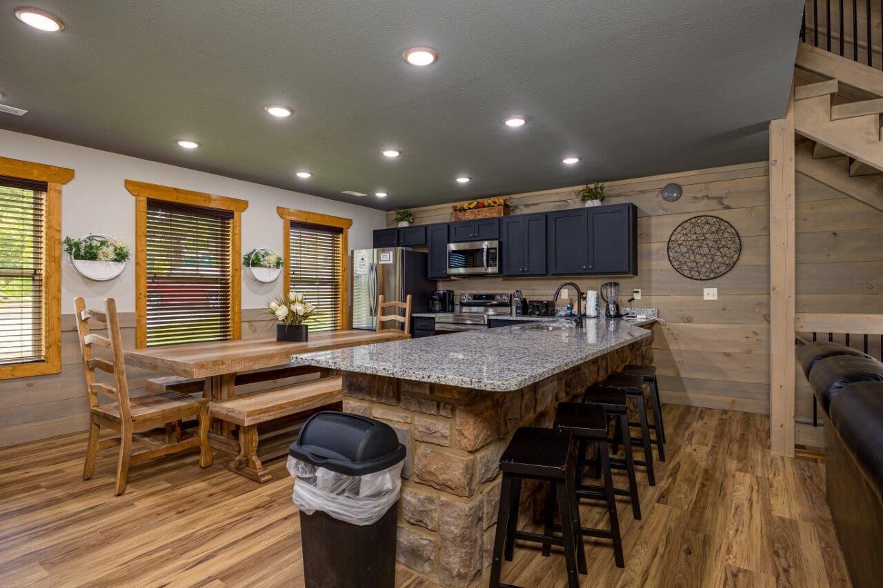 Tri Star Lodge