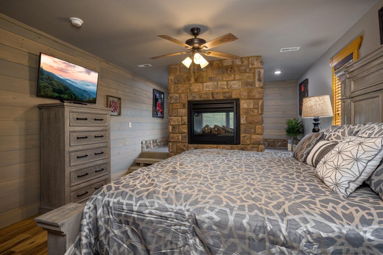 Tri Star Lodge