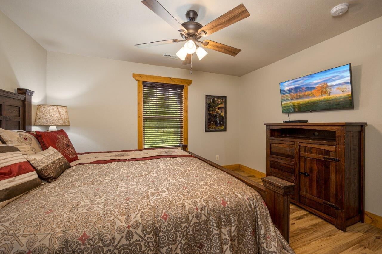 Tri Star Lodge