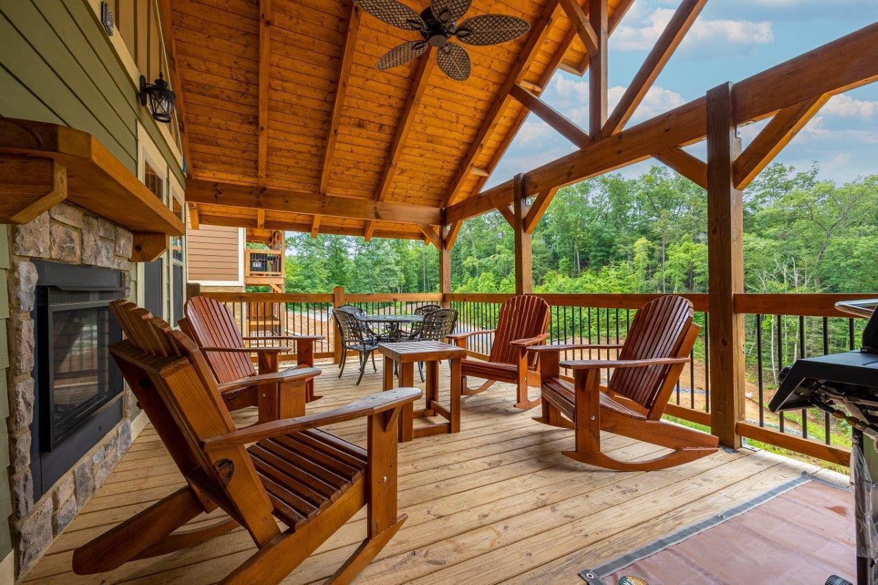 Tri Star Lodge