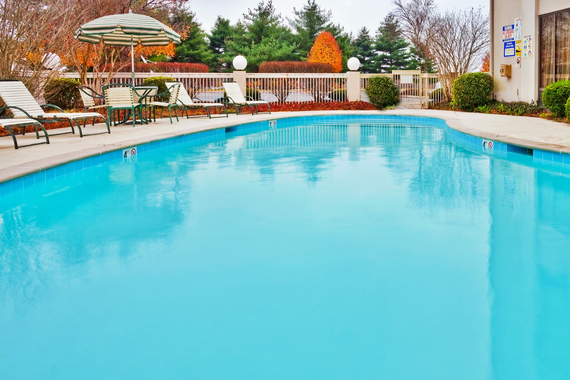 Holiday Inn Express Nashville-Hendersonville