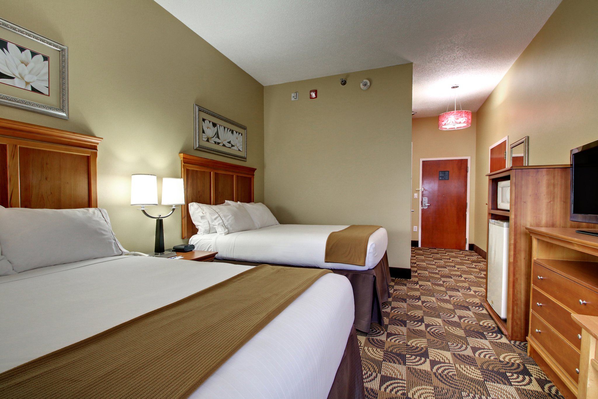 Holiday Inn Express Hurricane Mills (Waverly)