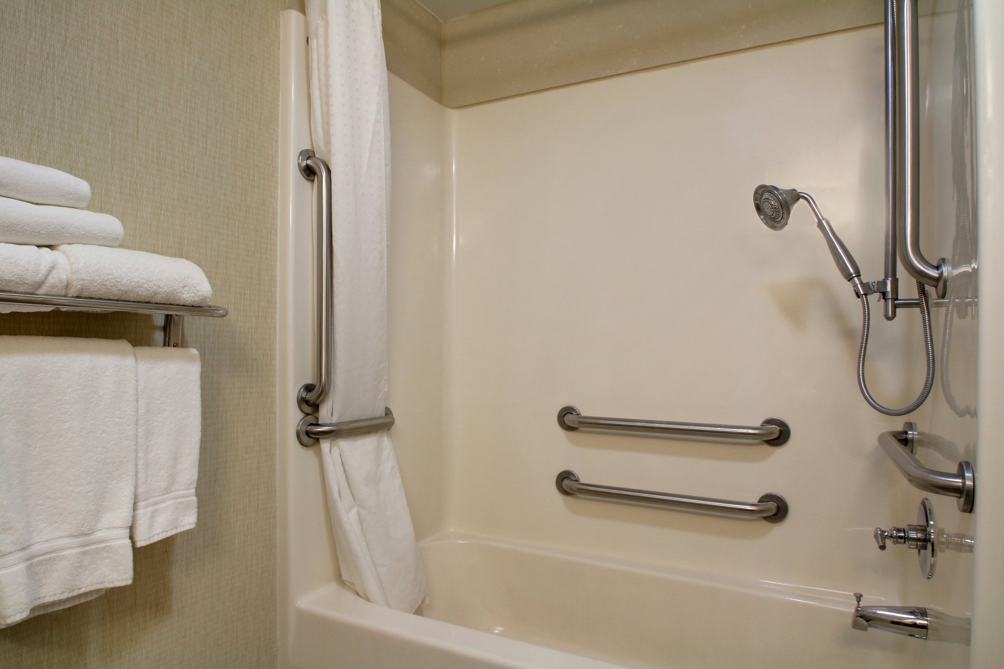 Holiday Inn Express Hurricane Mills (Waverly)