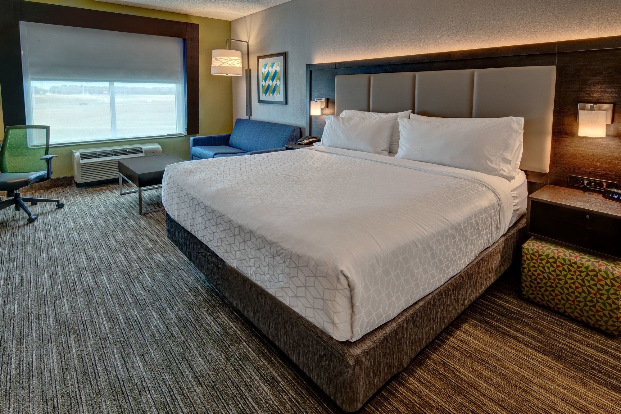 Holiday Inn Express Hotel & Suites Jackson Northeast