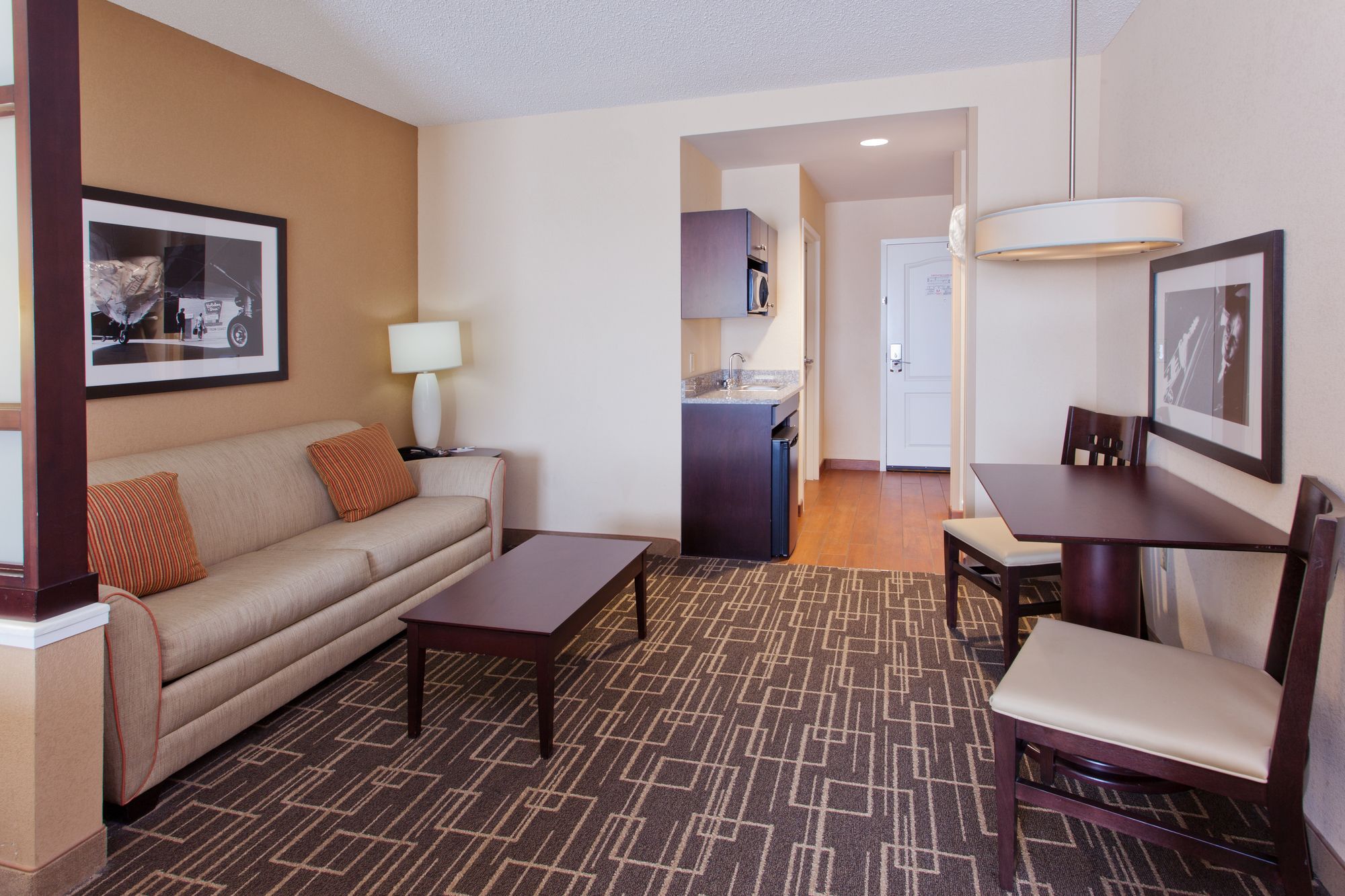 Holiday Inn Express Hotel & Suites Jackson Northeast
