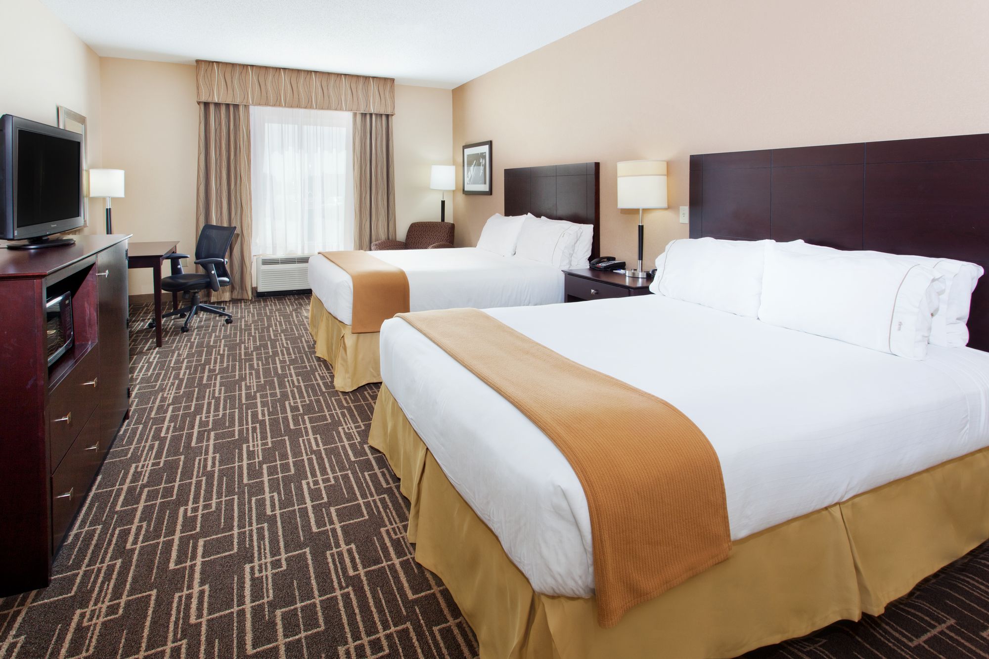 Holiday Inn Express Hotel & Suites Jackson Northeast