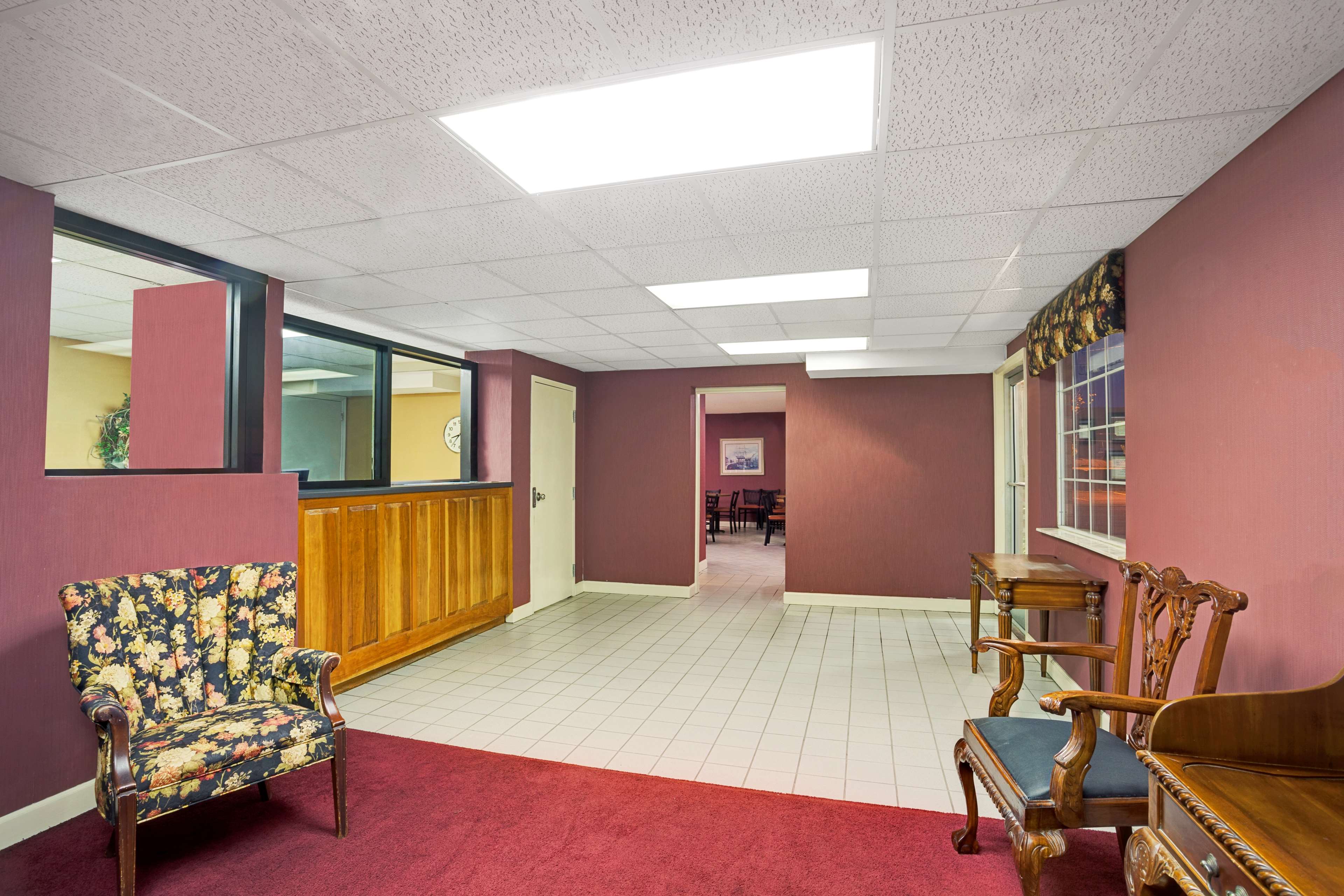 Days Inn by Wyndham Joelton/Nashville