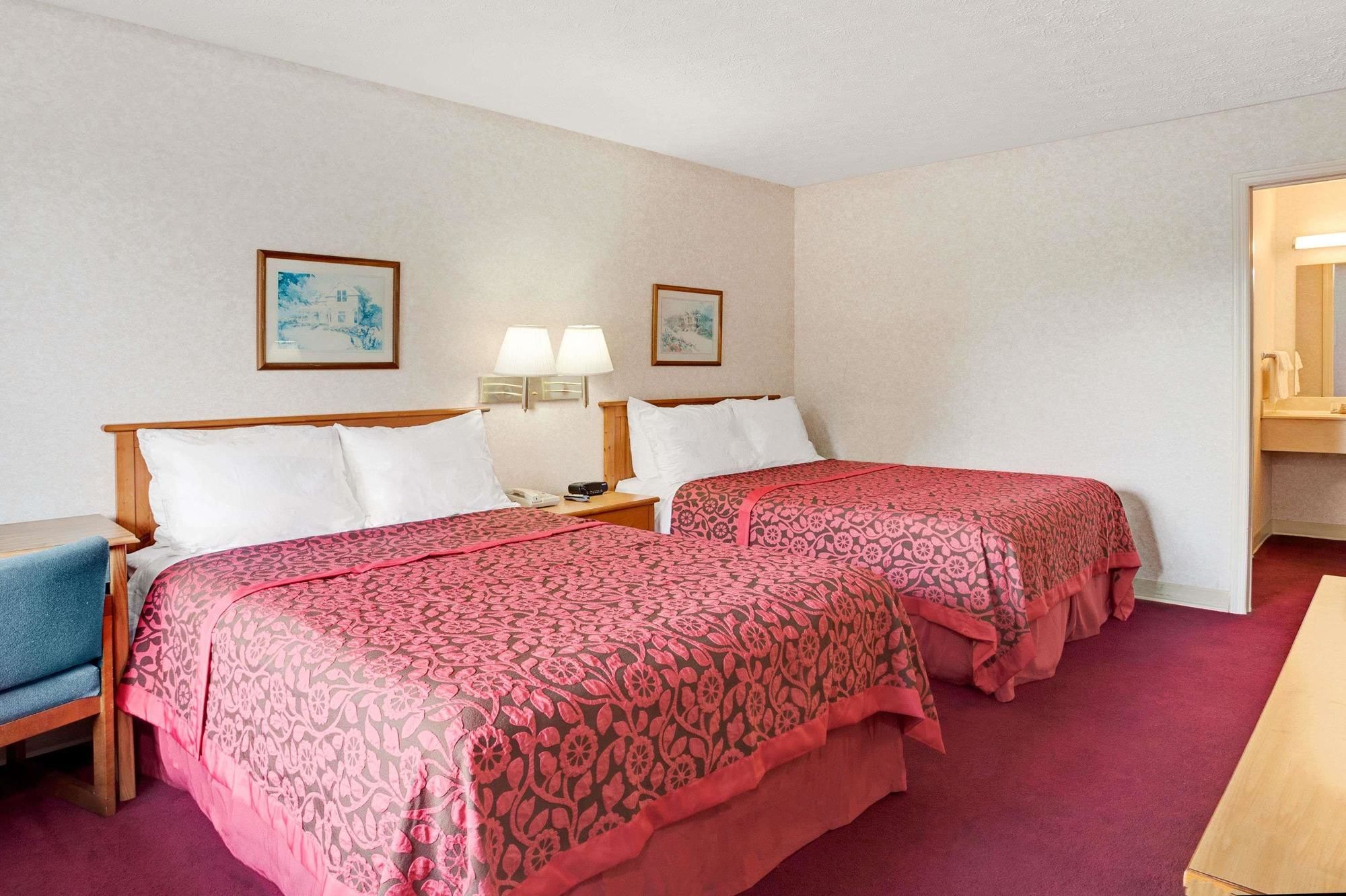 Days Inn by Wyndham Joelton/Nashville