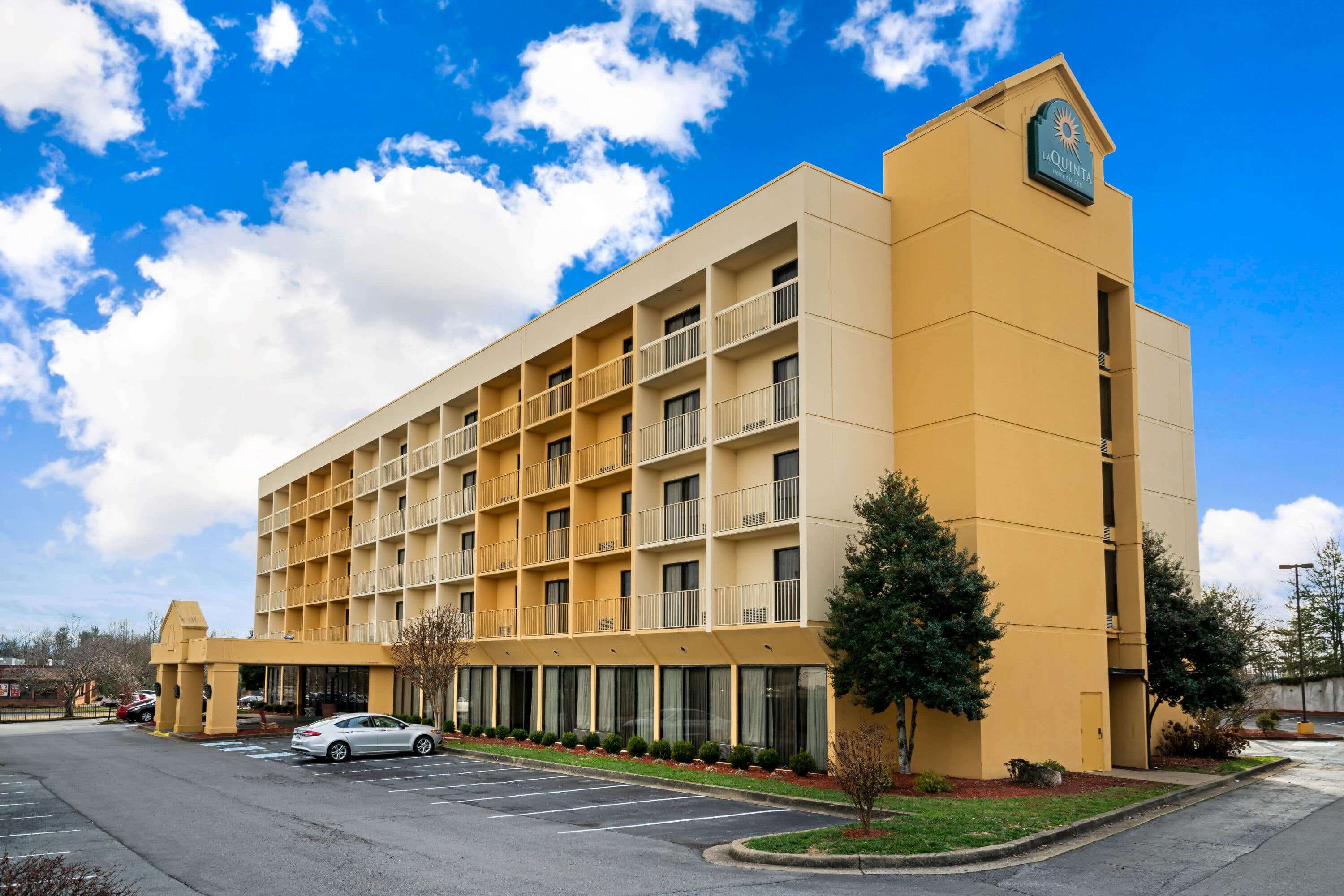 La Quinta Inn & Suites by Wyndham Kingsport TriCities Airpt