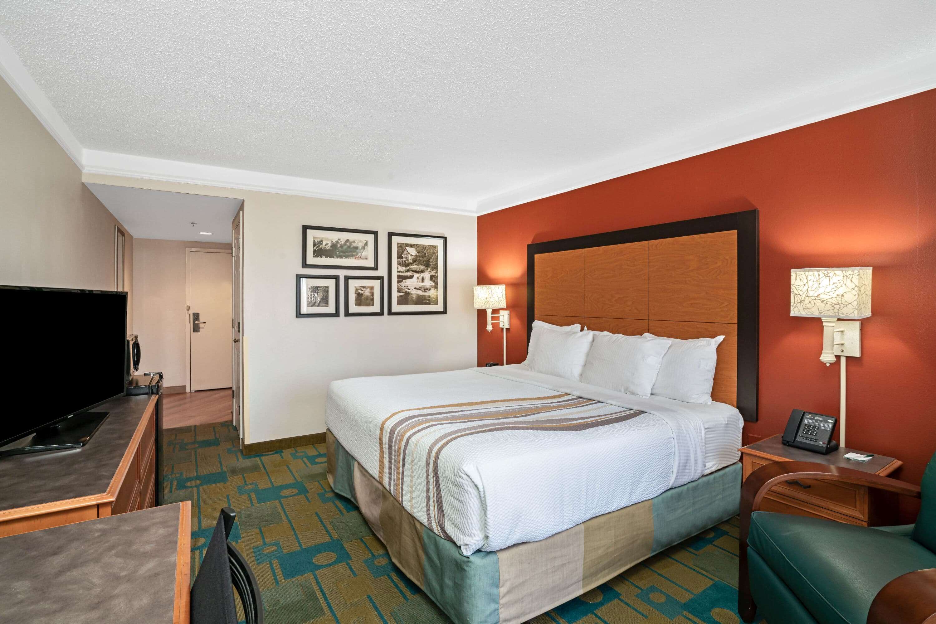 La Quinta Inn & Suites by Wyndham Kingsport TriCities Airpt