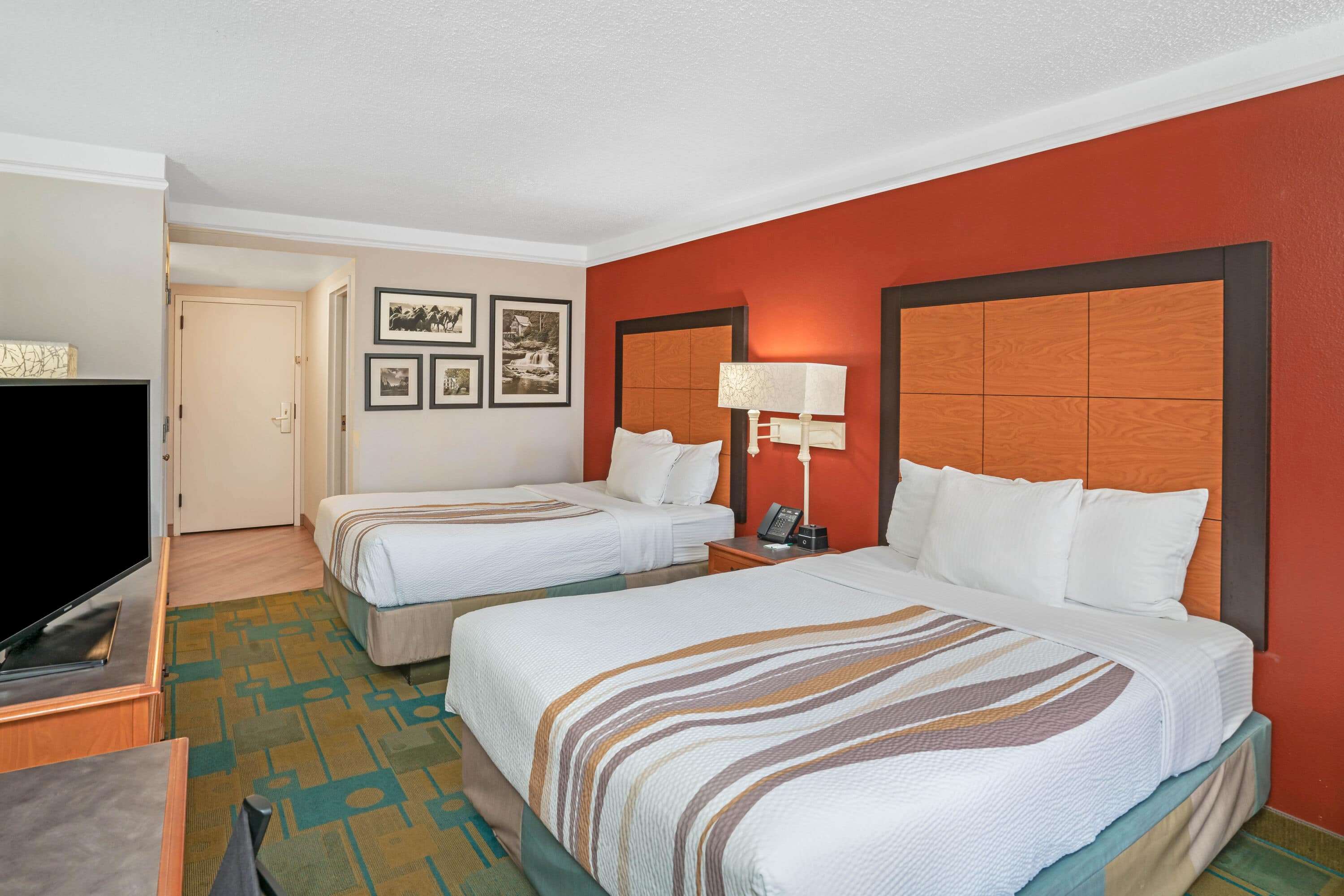 La Quinta Inn & Suites by Wyndham Kingsport TriCities Airpt