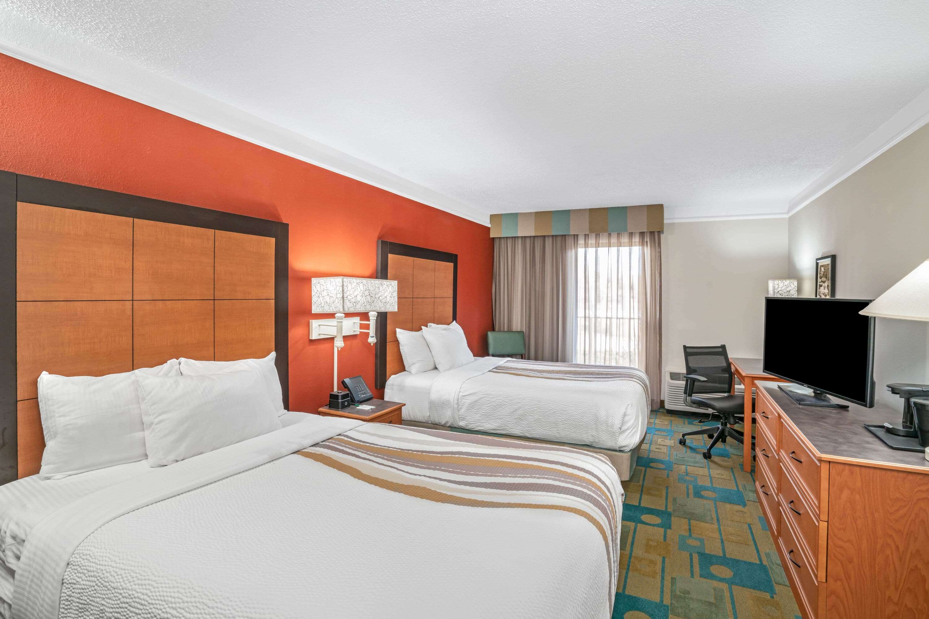 La Quinta Inn & Suites by Wyndham Kingsport TriCities Airpt