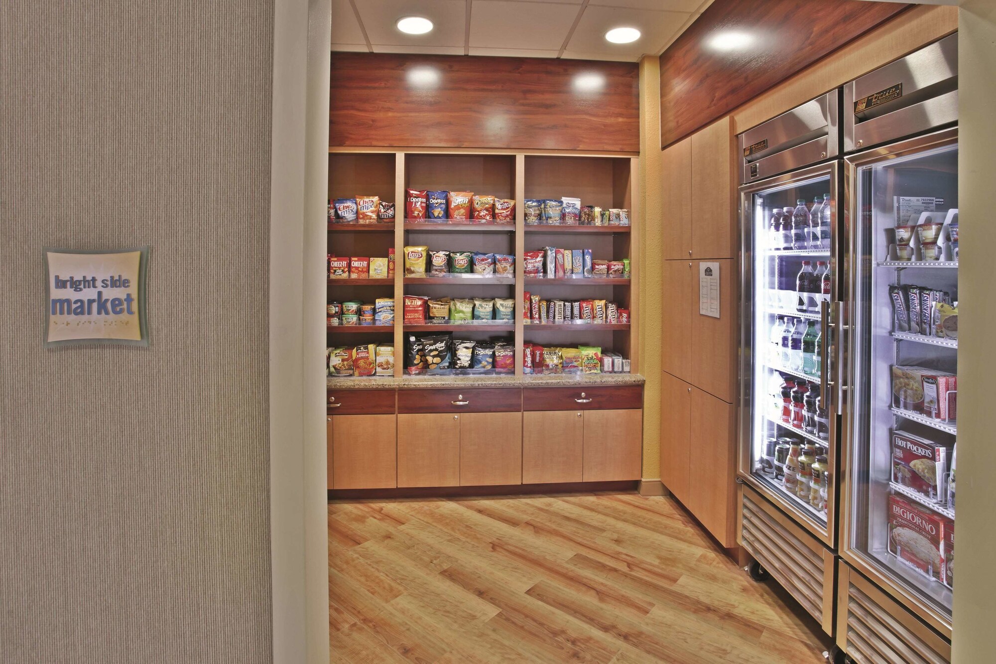 La Quinta Inn & Suites by Wyndham Kingsport TriCities Airpt