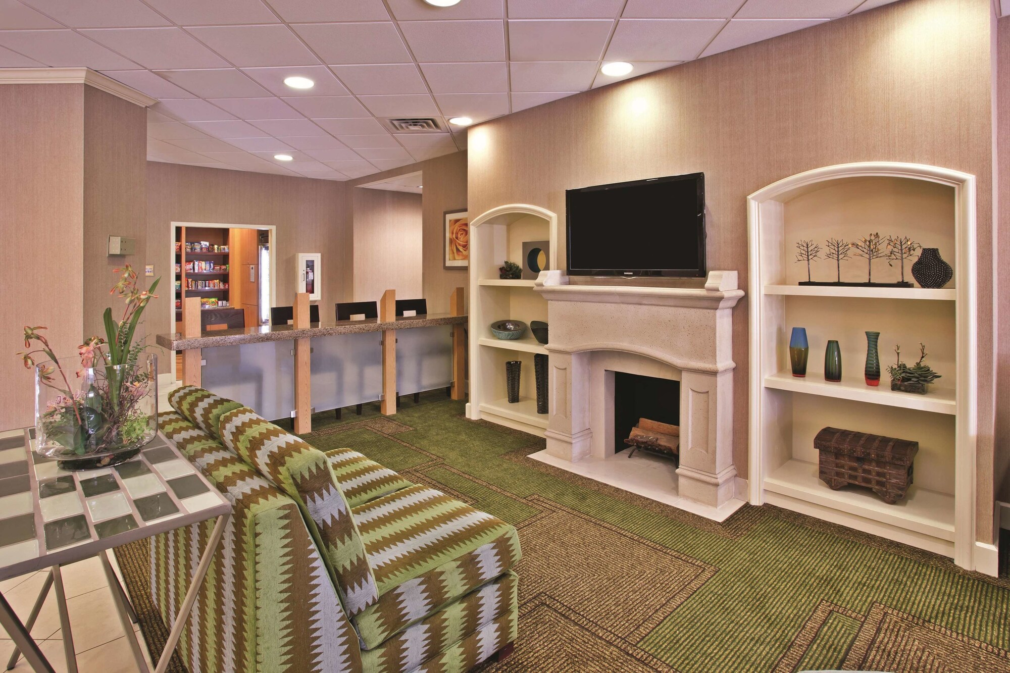 La Quinta Inn & Suites by Wyndham Kingsport TriCities Airpt