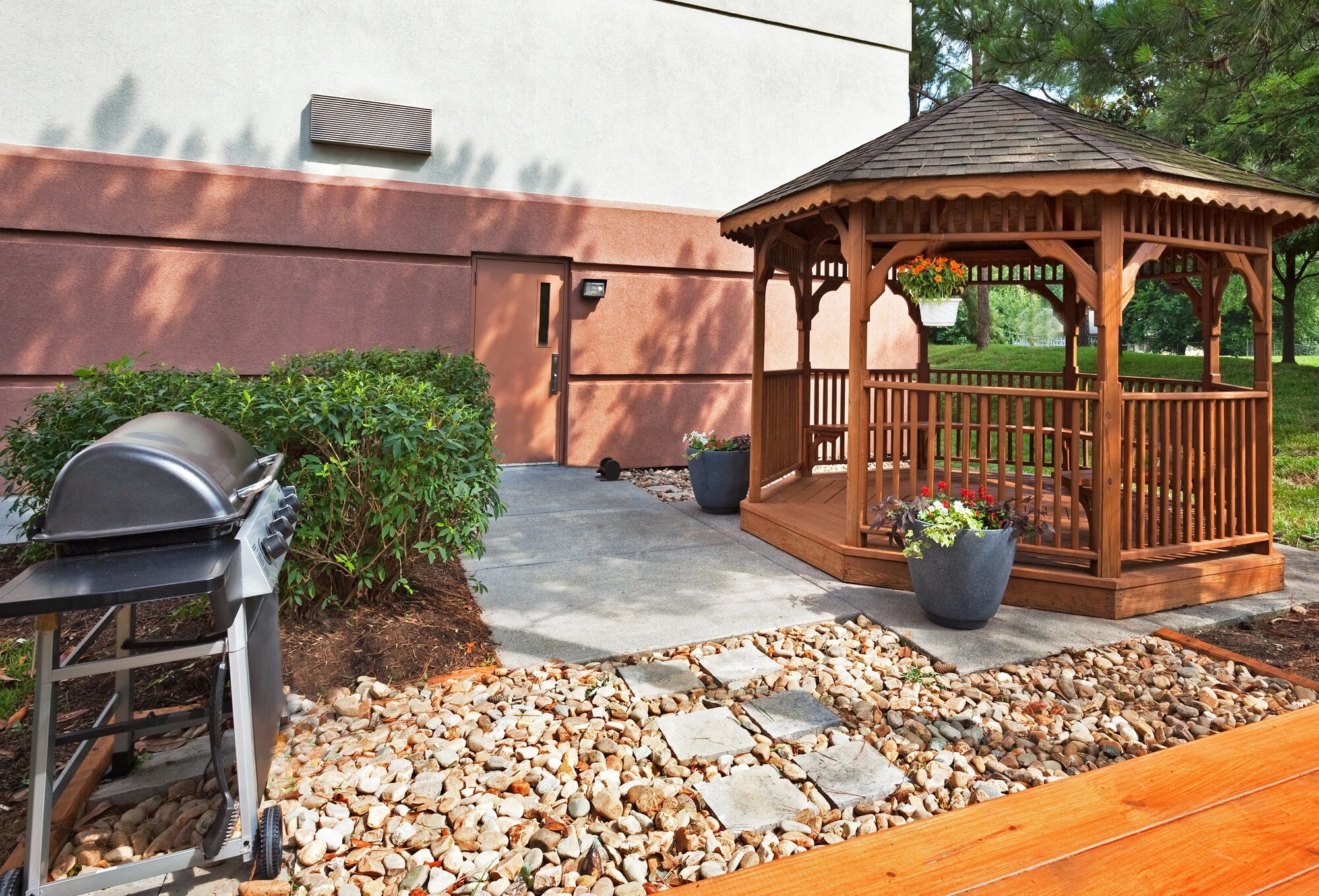 Sonesta Simply Suites Knoxville