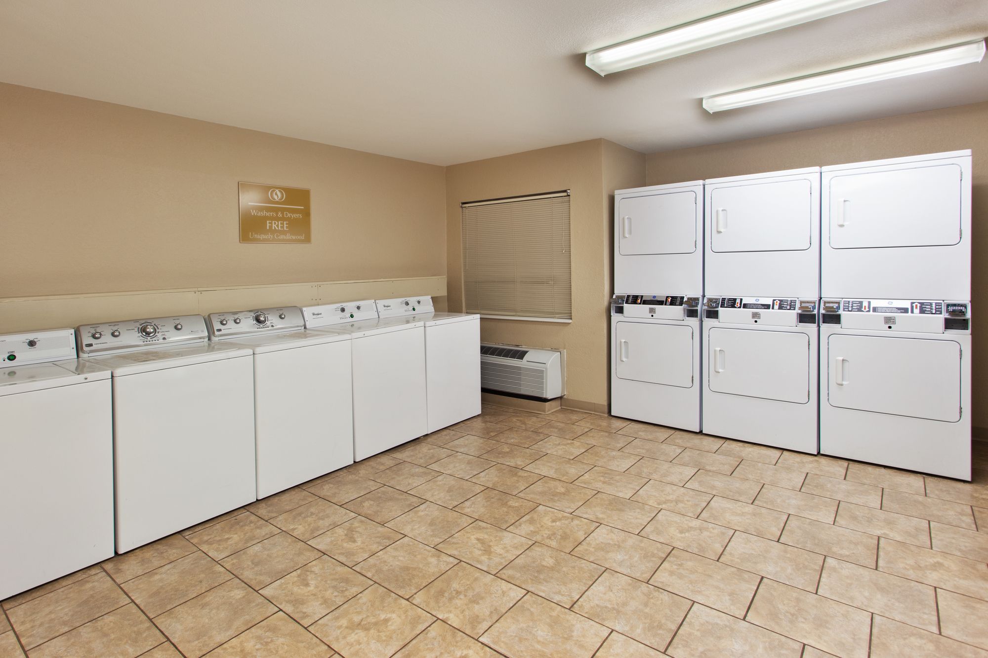 Sonesta Simply Suites Knoxville