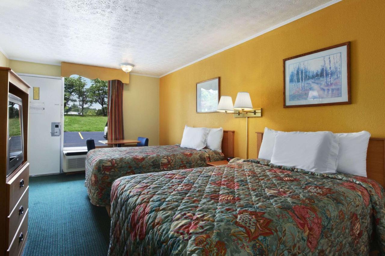 Days Inn by Windham Knoxville West