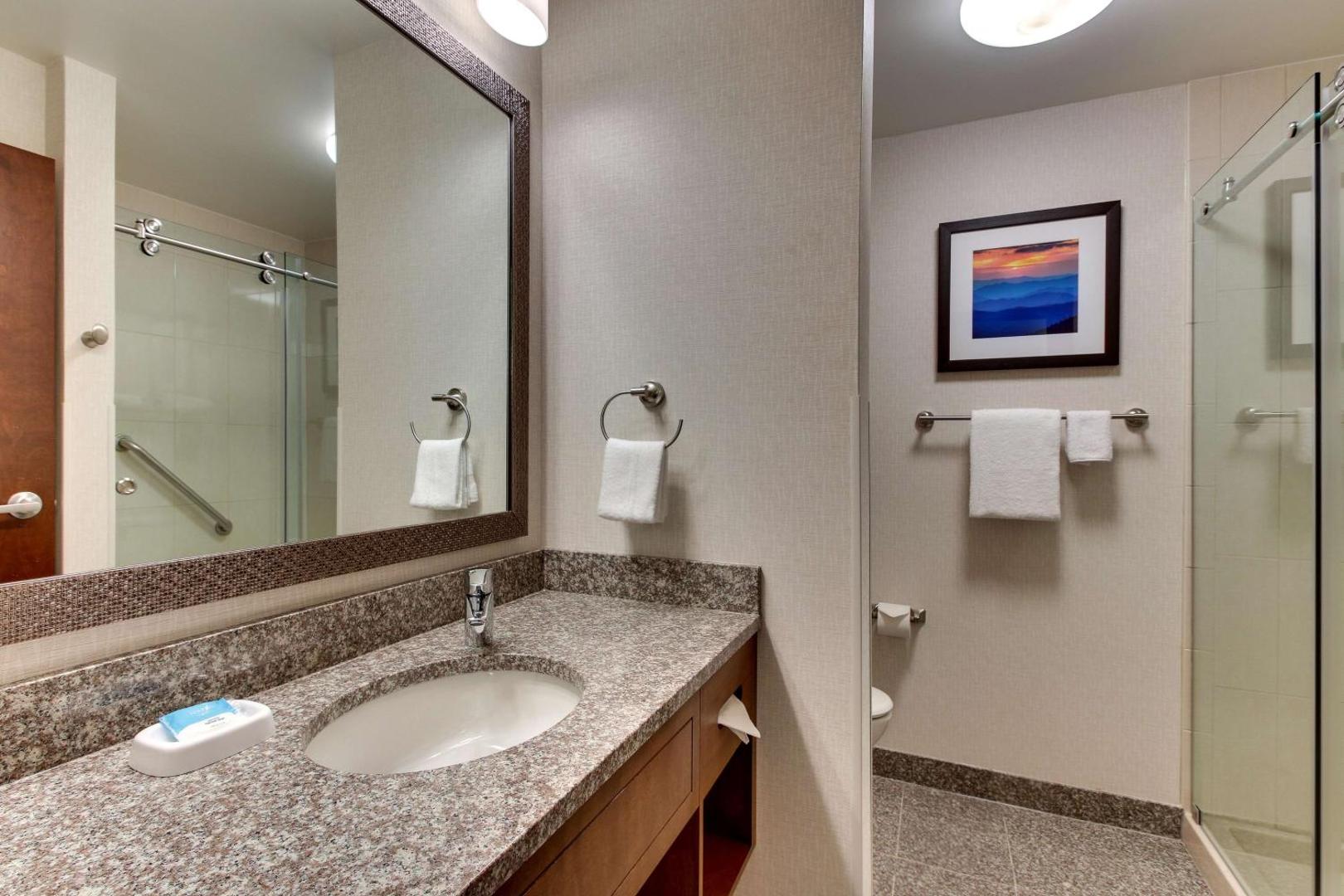 Drury Inn & Suites Knoxville West