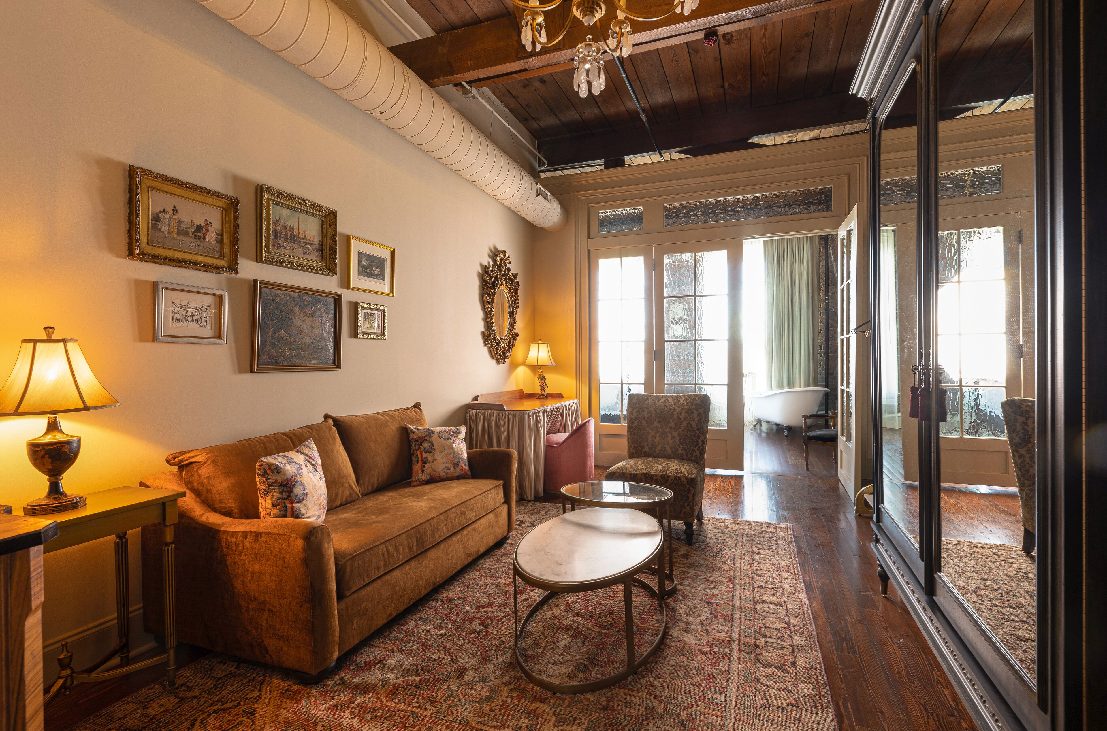 Hotel Cleo