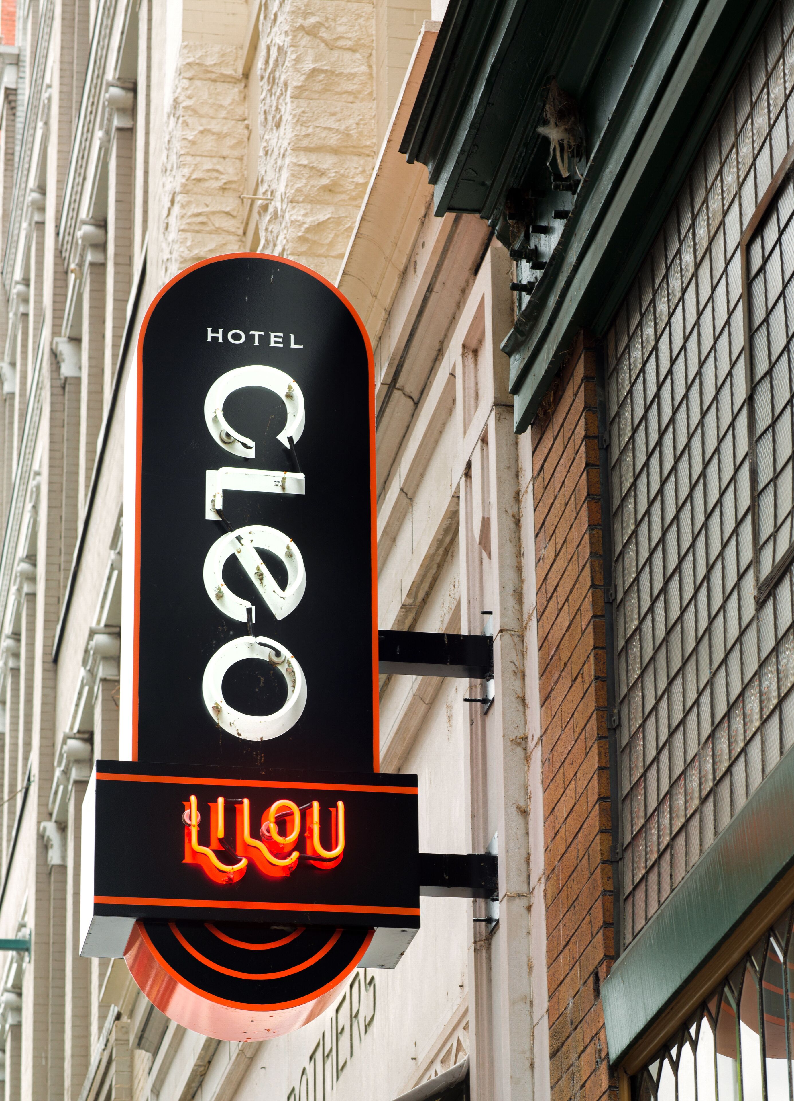 Hotel Cleo