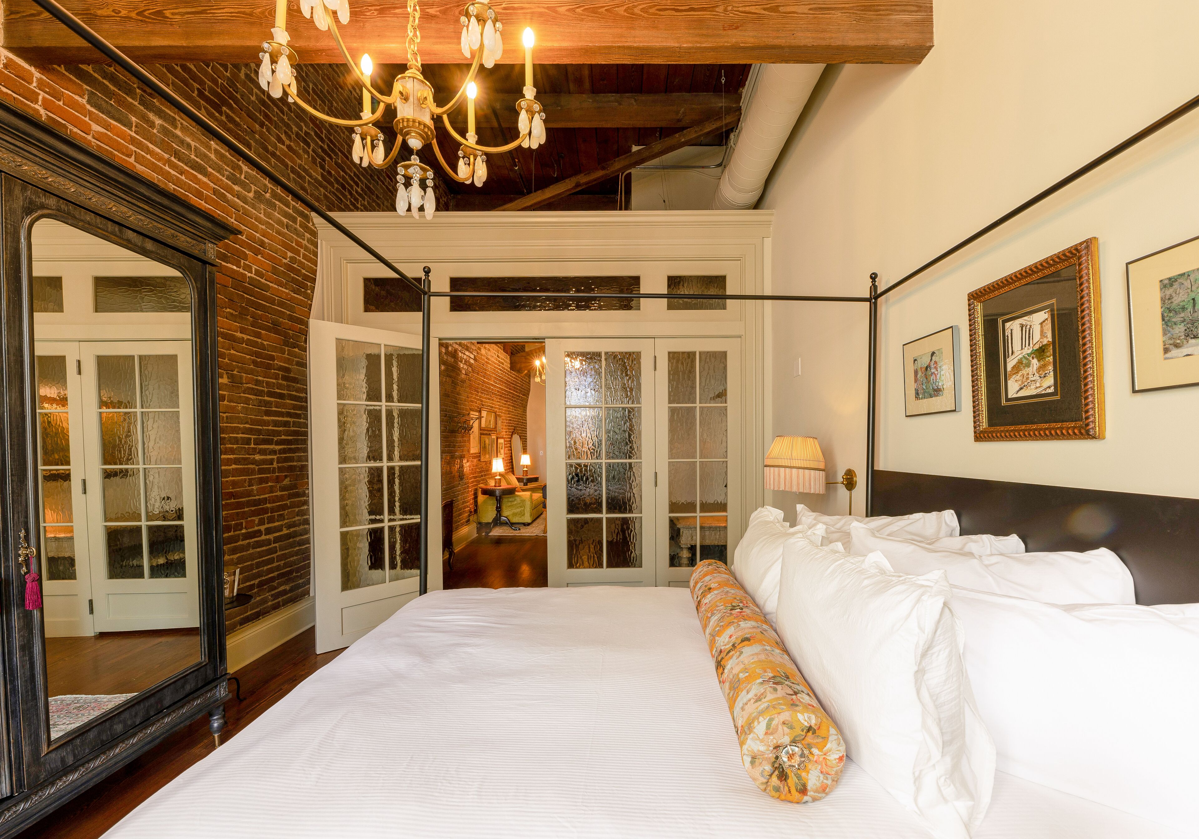 Hotel Cleo