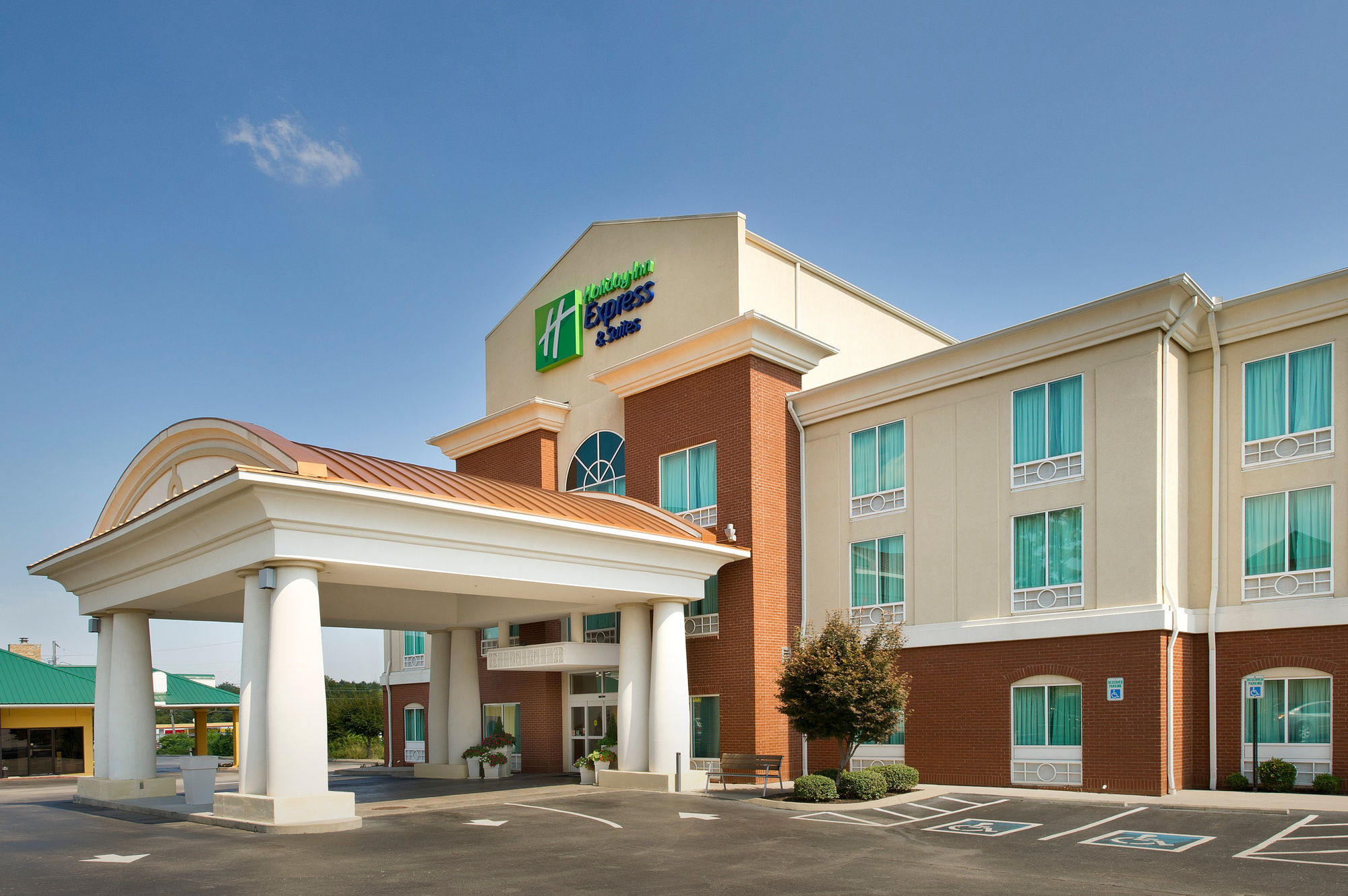 Holiday Inn Express Hotel & Suites Lenoir City (Knoxville Area)