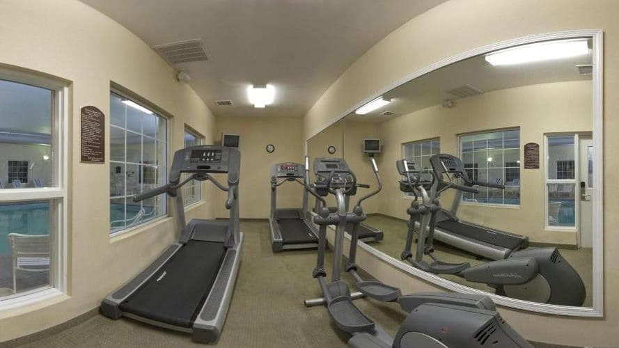 Holiday Inn Express Hotel & Suites Manchester - Conference Center (Tullahoma)