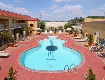 Days Inn by Wyndham Memphis at Graceland