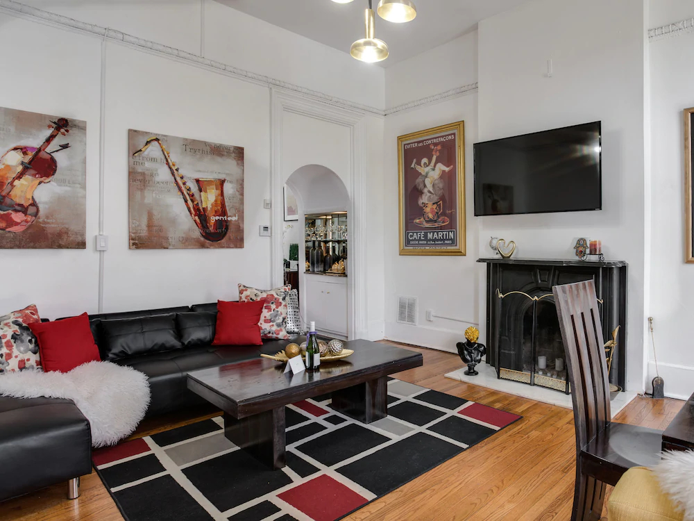 Downtown Memphis Shellcrest Apartments