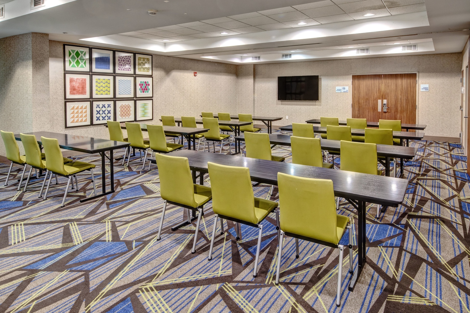 Holiday Inn Express & Suites Memphis Southwind