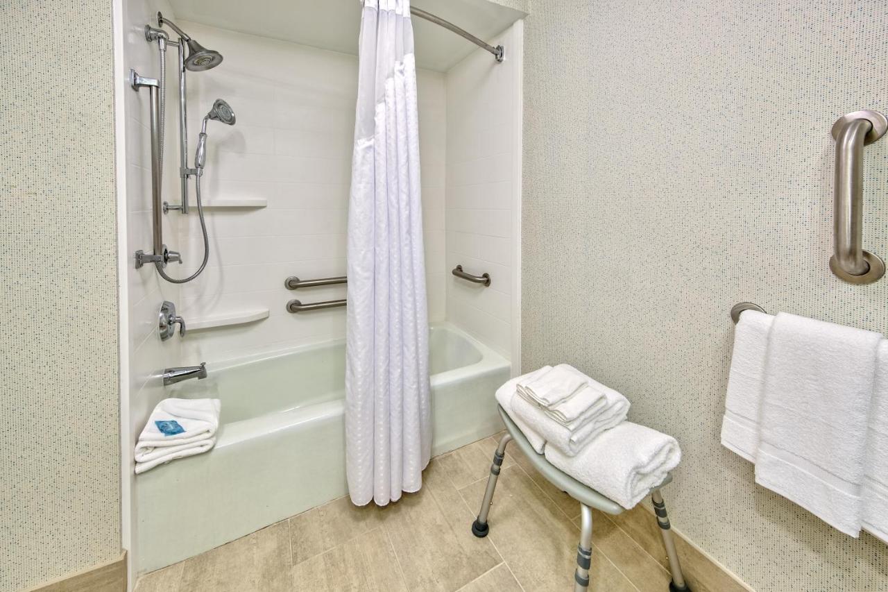 Holiday Inn Express Memphis Medical Center Midtown