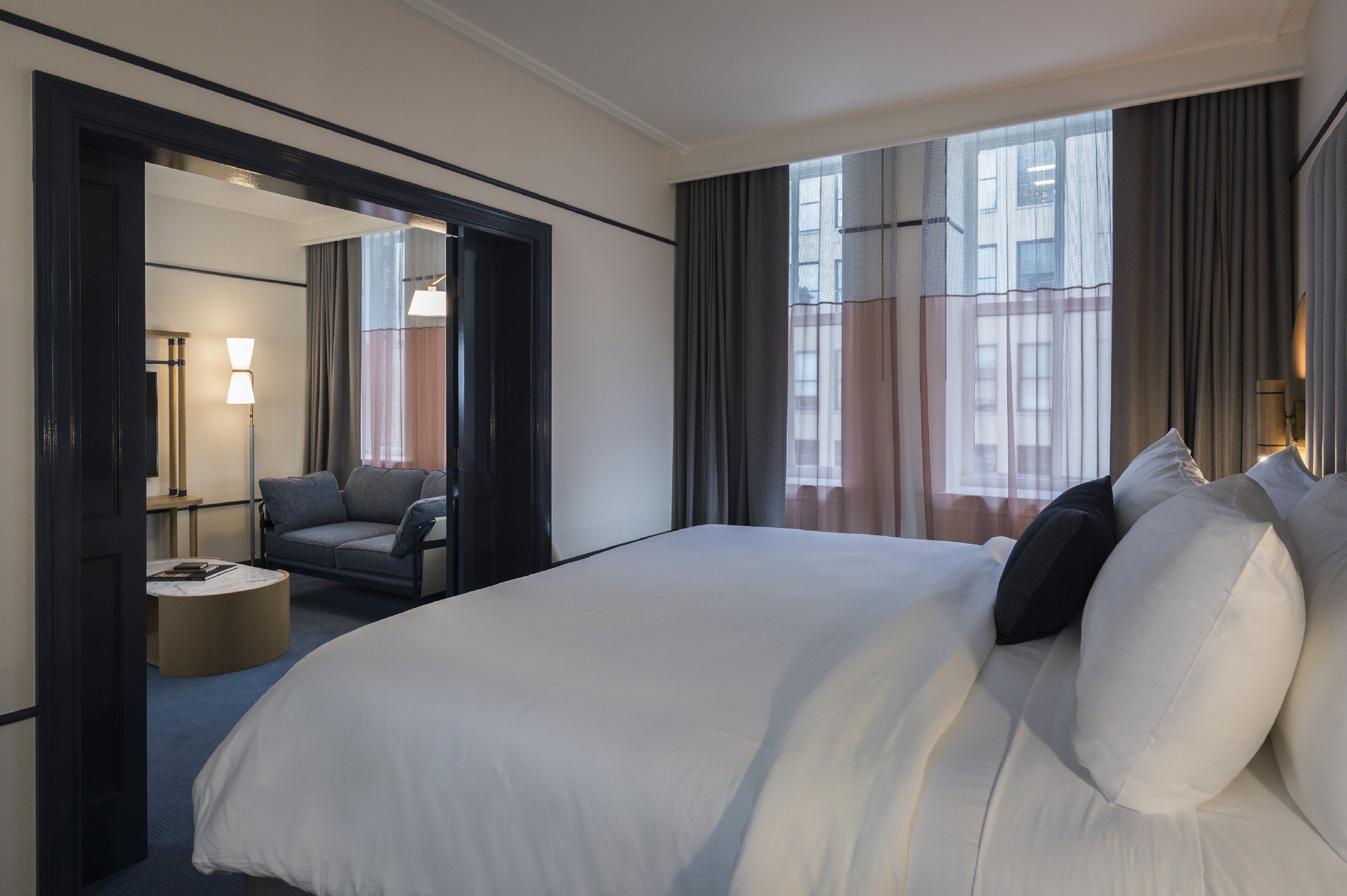 Hu. Hotel