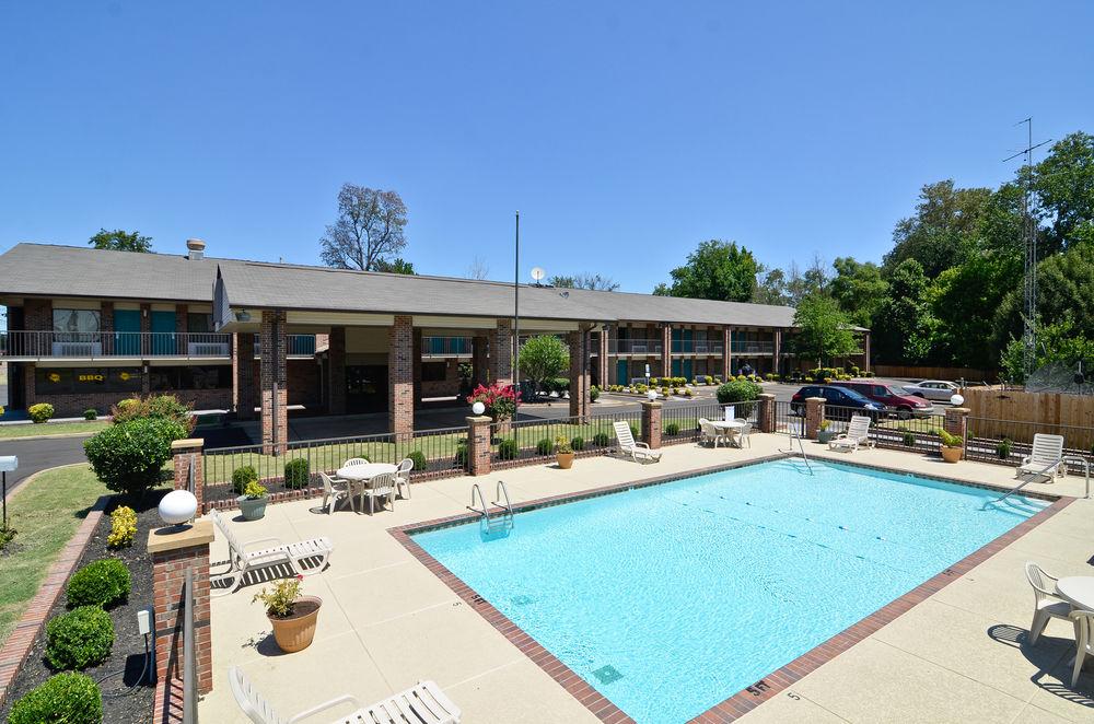 Travelers Inn & Suites - Memphis