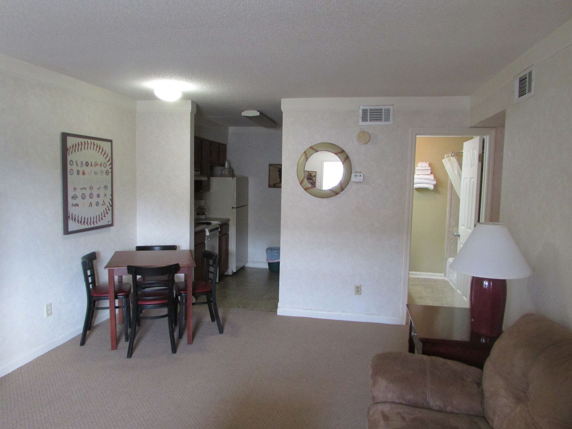 Plantation Oaks Suites & Inn